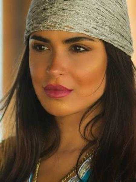 نورهان منصور بإطلالة جريئة في أحدث جلسة تصوير خضعت لها