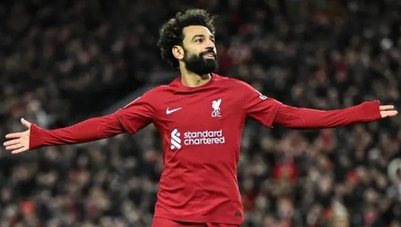 ليلة تاريخية تنتظر الفرعون.. صلاح يطارد رقمين قياسيين أمام مانشستر يونايتد