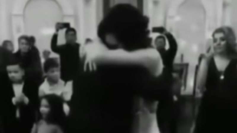 مشهد من الفرح