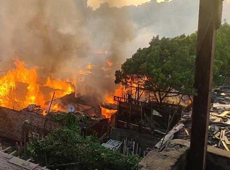 السيطرة على حريق نشب بمخلفات في عين شمس دون إصابات