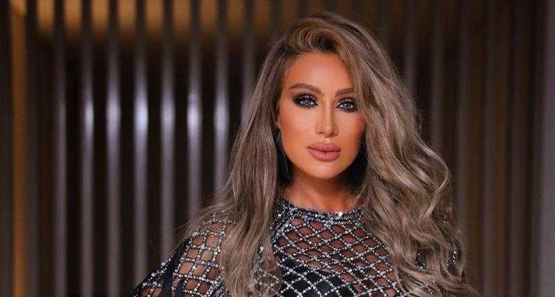 مايا دياب تحتفل بيوم المرأة العالمي بالبرنس