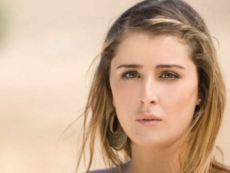 عائشة بن أحمد