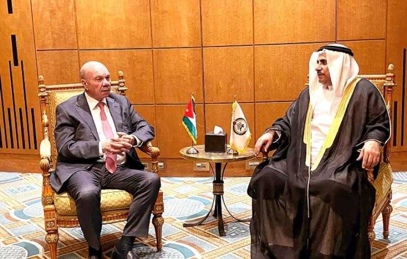 رئيس البرلمان العربي يشيد بدور الأردن لتعزيز دور منظومة العمل
