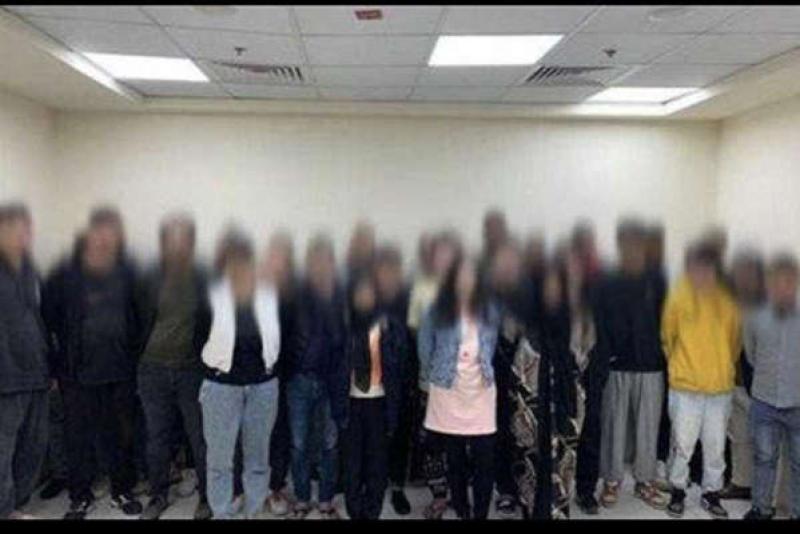 المتهمين 