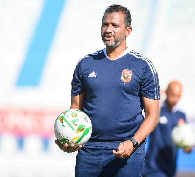 كواليس مشادة مدرب الأهلي ومراقب مباراة مودرن سبورت