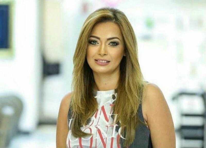 داليا مصطفى تتألق بإطلالة كاجوال في أحدث ظهور