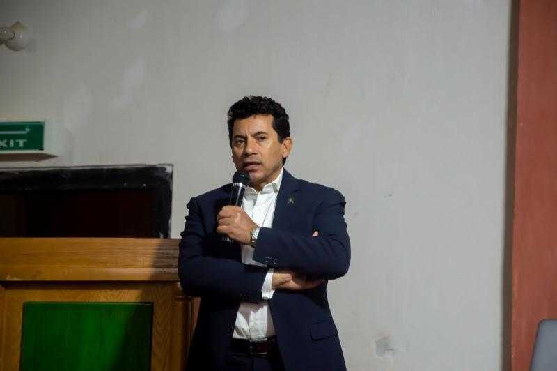 وزير الرياضة يشهد فعاليات معسكر انطلاق الفرق الشبابية بوحدة تصدوا معنا بالغردقة