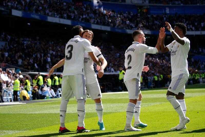 ريال مدريد يضرب إسبانيول بثلاثية في الدوري الإسباني