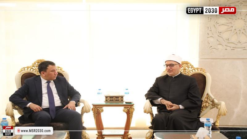نظير عياد خلال اللقاء