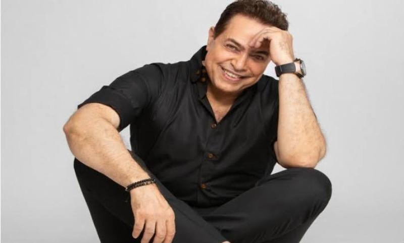 حكيم: «الناس في الغربة بتقولي لما بنسمعك بنشم ريحة مصر»