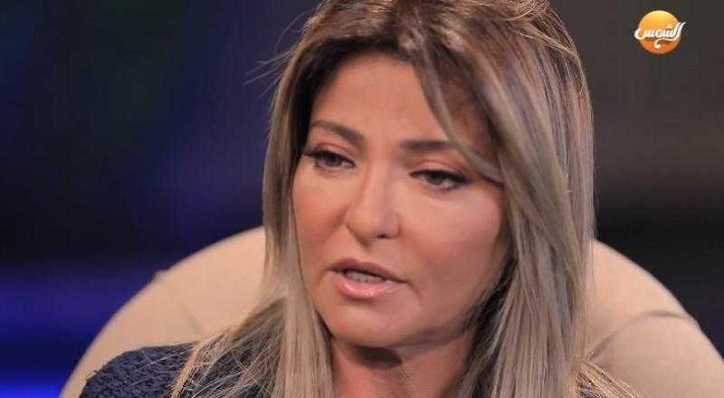 شاهد .. علا غانم تفضح زوجها: «كان بيصورني فيديوهات دون علمي من أول يوم جواز»