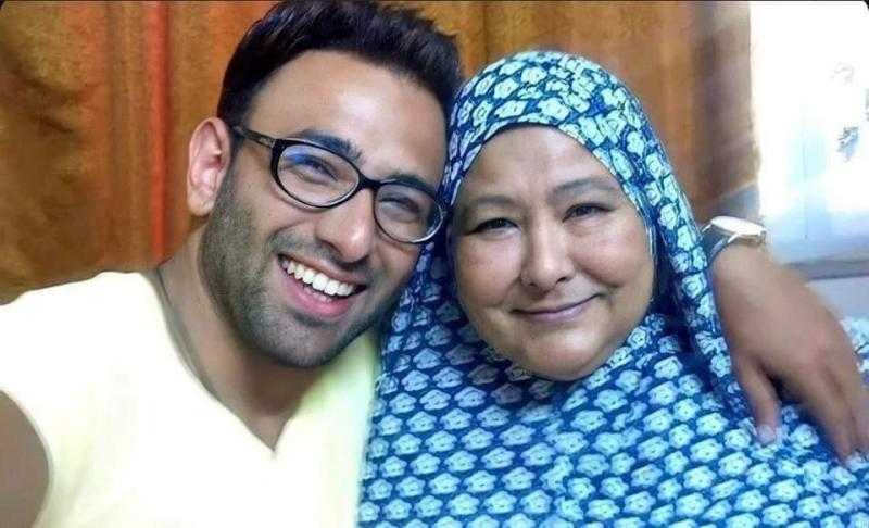 إبراهيم فايق يتذكر والدته: «مرارة فقدك أبشع حاجة حسيتها في حياتي»
