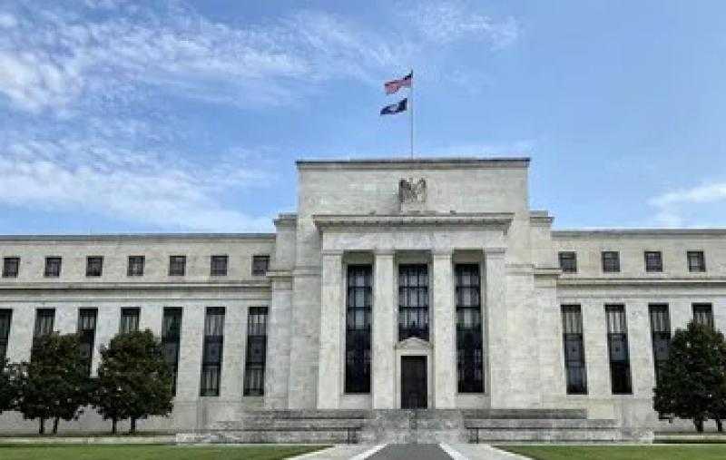 رئيس الفيدرالي الأمريكي: نحاول إعادة مستويات التضخم إلى 2%