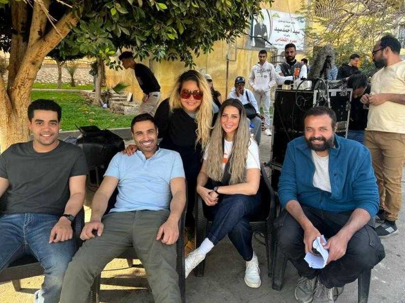 ريم مصطفى تنتهي من جميع مشاهدها في سره الباتع.. صور