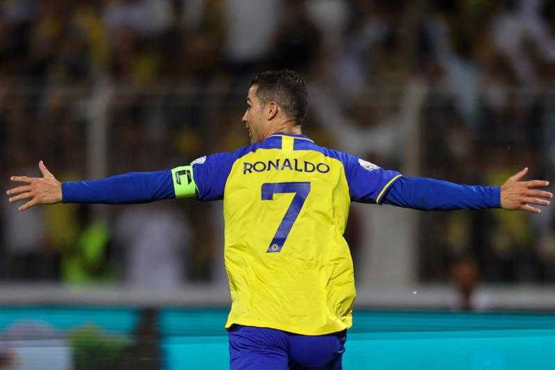 شاهد.. هدف عالمي لرونالدو في مرمى أبها بتسديدة صاروخية