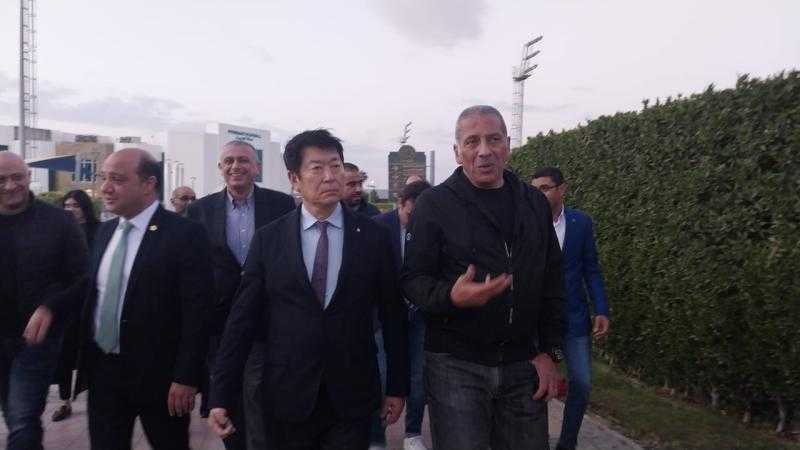 رئيس الاتحاد الدولي للجمباز يتفقد نادي النادي بالسادس من أكتوبر