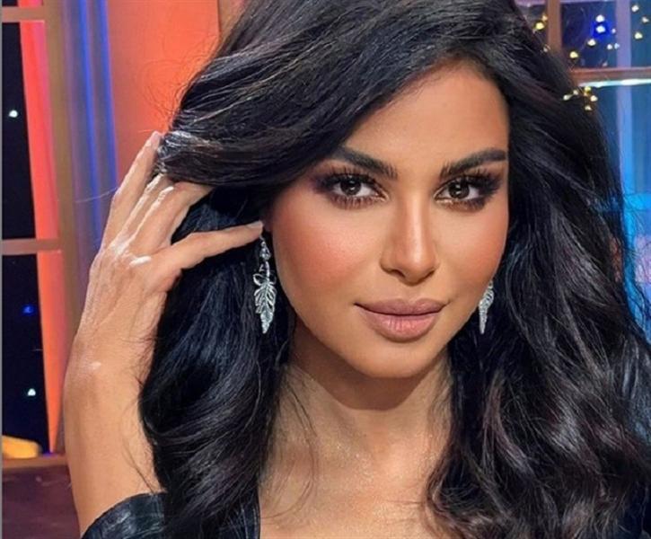 إطلالة ساحرة للفنانة نسرين أمين