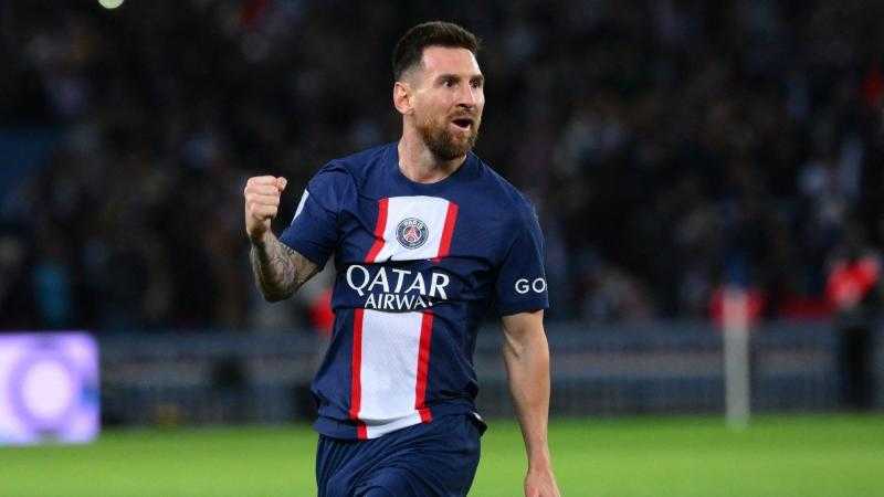 مفاجأة مدوية.. ميسي يوقع على عقود انتقاله للهلال السعودي