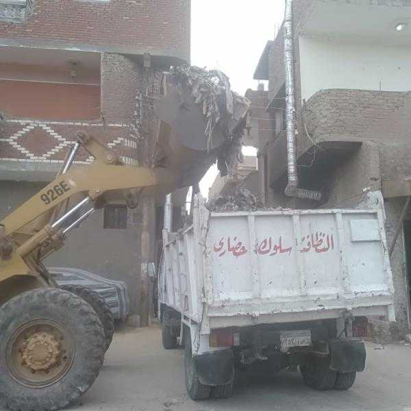 رفع 35 طن قمامة ومخلفات بمركز ومدينة فايد بالإسماعيلية