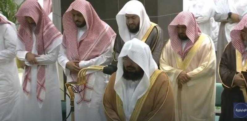 شاهد.. بث مباشر لصلاة التراويح من المسجد الحرام