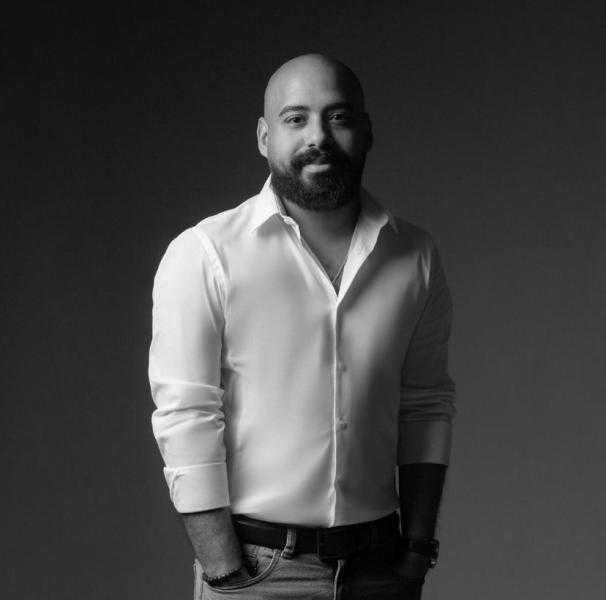 هاني سرحان: «أميل للتراث الشعبي في أعمالي.. وجذبتني حكايات وعوالم سوق الكانتو»