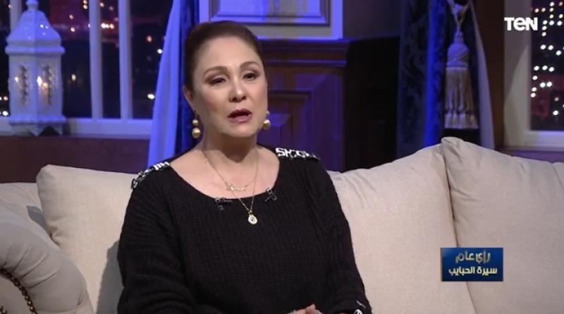 الفنانة شيرين