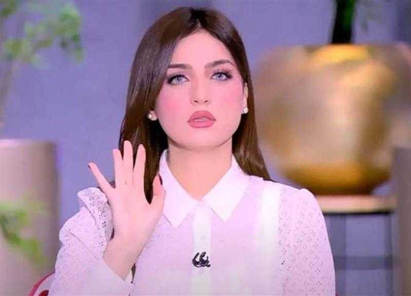 شاهد .. أول تعليق من ياسمين عز على مشهد «الصوت الشتوي» في الكبير قوي