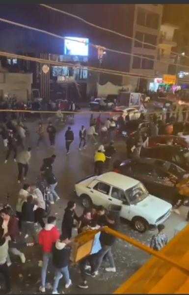 مشاجرة بين عدد من الشباب في منيا القمح .. فيديو