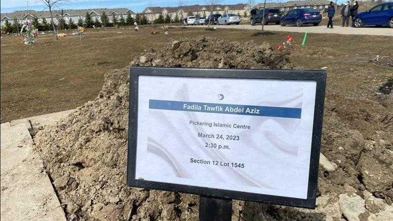 تشييع جثمان أبلة فضيلة إلى مثواه الأخير بكندا