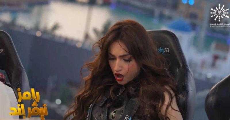 شاهد.. ياسمين عز تُردد الشهادتين وتصرخ بشكل هستيري في «رامز نيفر إند»