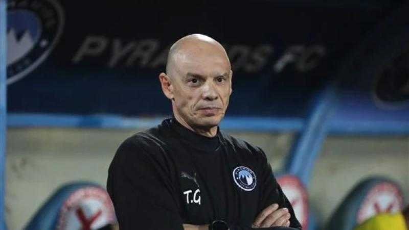 معوض: تاكيس جونياس ليس المدرب الأصلح للزمالك