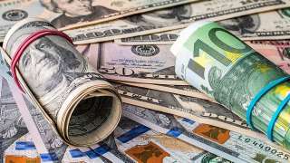 أسعار الدولار والعملات في البنوك اليوم الاثنين