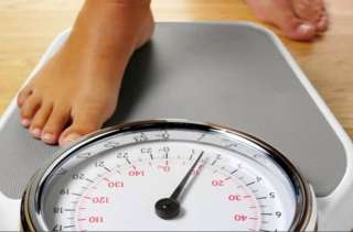 استشاري تغذية: 4 عادات سيئة في رمضان تتسبب في زيادة الوزن.. «فيديو»