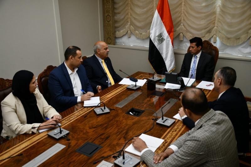 صورة من الاجتماع