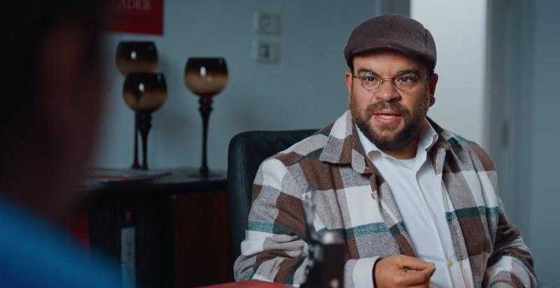 محمد عبد الرحمن يمنع جريمة قتل ويتسبب في أخرى بمسلسل كشف مستعجل