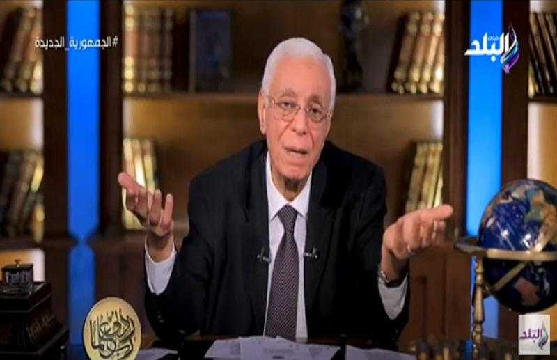 حسام موافي يكشف أنواع وأعراض مرض الفشل الكلوي