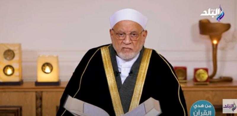 هل أجاز الإسلام الاعتداء على غير المسلمين؟.. أحمد عمر هاشم يجيب - فيديو