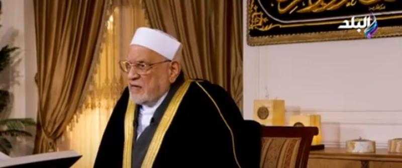 شاهد.. أحمد عمر هاشم يكشف تفاصيل أول جريمة قتل وقعت على الأرض