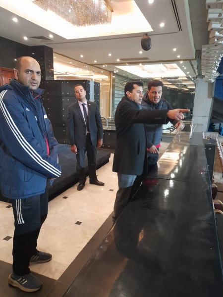 وزير الرياضة يطمئن على جاهزية استاد القاهرة قبيل مباراتي الأهلي والهلال والزمالك والمريخ في إفريقيا