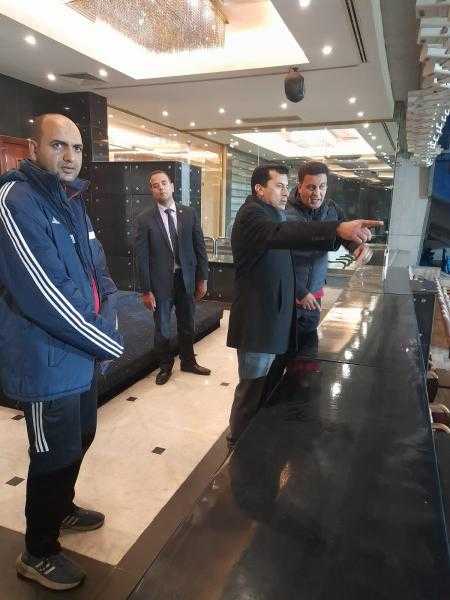 وزير الرياضة يطمئن على جاهزية استاد القاهرة قبيل مباراتي الأهلي والهلال والزمالك والمريخ في إفريقيا