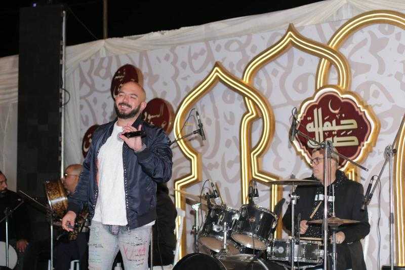 العسيلي يتألق في أقوى السهرات الرمضانية بحضور نجوم الفن والإعلام