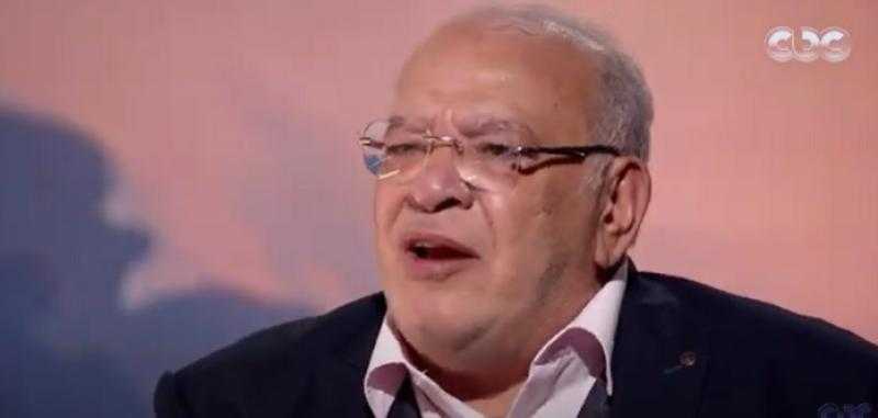 حقيقة هجوم صلاح عبد الله على محمد صلاح - فيديو