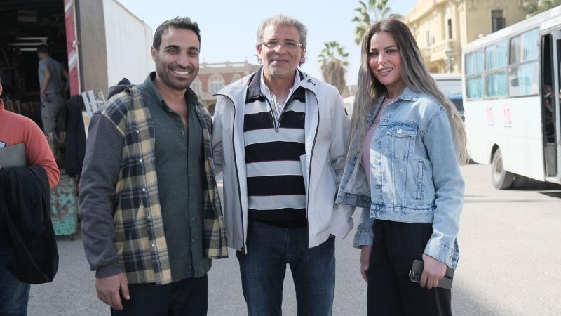 ميدان التحرير يشهد على قصة حب ريم مصطفى وأحمد فهمي في سره الباتع