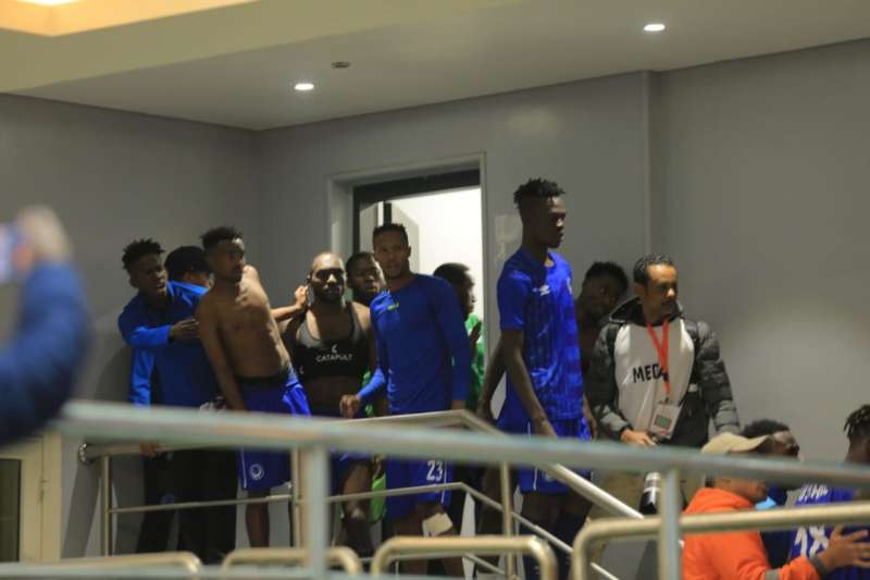 لاعبو الهلال