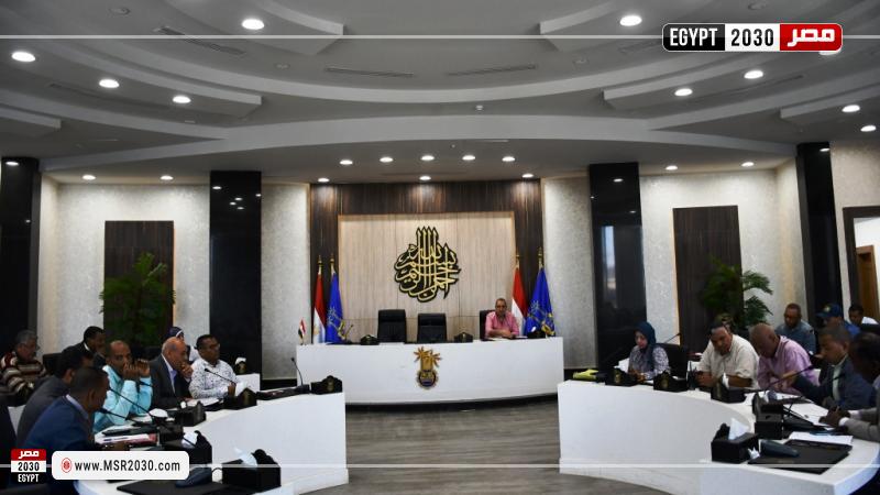 جانب من الاجتماع والمتابعة