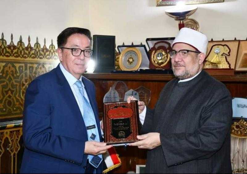 وزير الأوقاف يستقبل سفير كازاخستان بالقاهرة