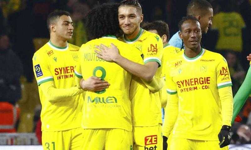 «من يصوم يبقى بالمنزل».. مدرب نانت الفرنسي يستبعد لاعب الفريق بسبب الصيام
