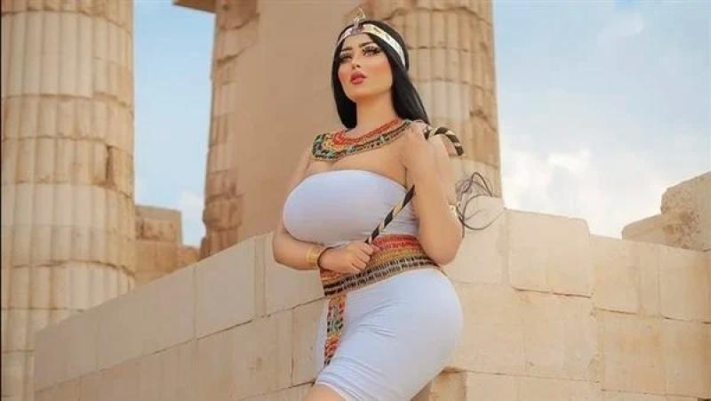 بتهمة نشر فيديوهات مخلة.. القبض على  الموديل سلمى الشيمي