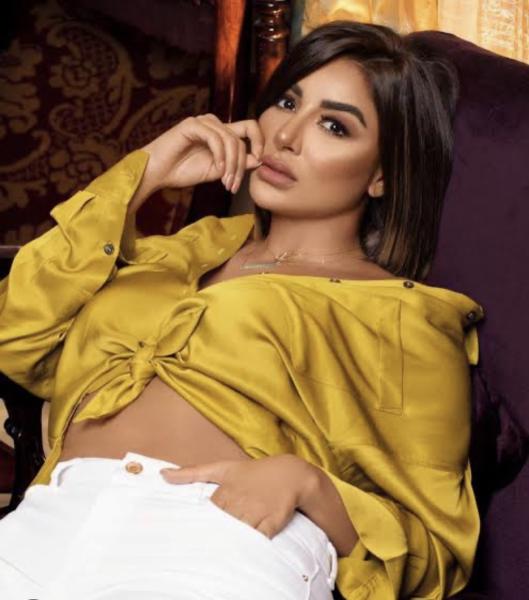 من ملكة الموضة لـ عالم الفن| جوري بكر حديث السوشيال ميديا .. فمن هي وداد جعفر العمدة؟