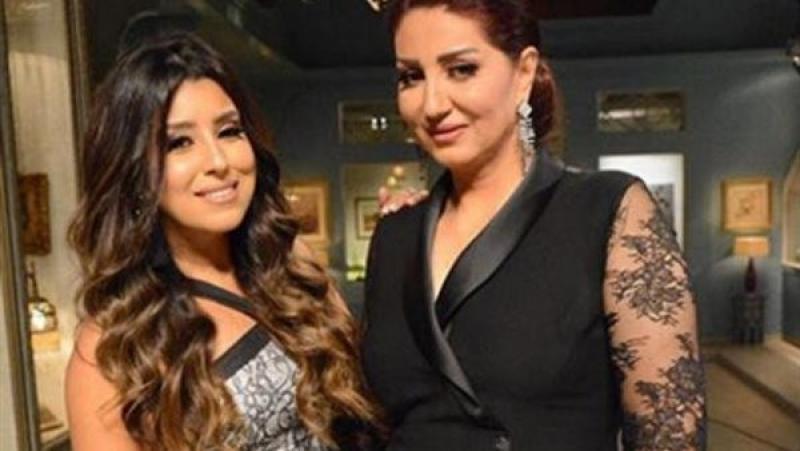 الليلة.. دعاء صلاح تستضيف وفاء عامر وشقيقتها آيتن في برنامج the nine show